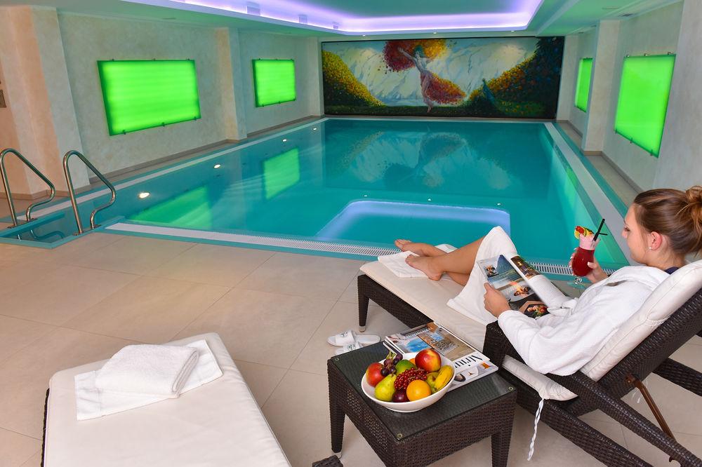คอร์ตยาร์ด สนามบินฮัมบวร์ค Hotel ฮัมบูร์ก ภายนอก รูปภาพ