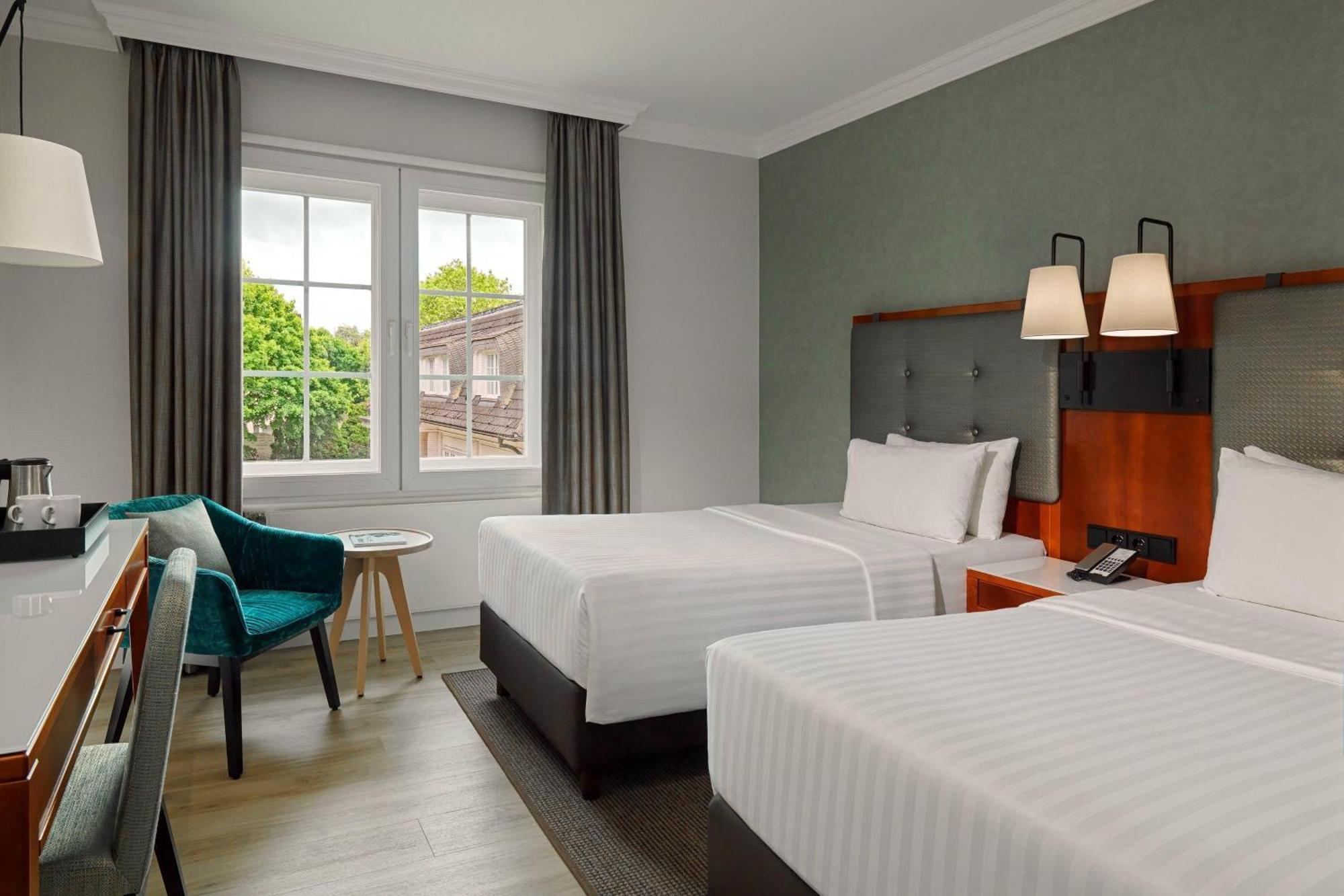 คอร์ตยาร์ด สนามบินฮัมบวร์ค Hotel ฮัมบูร์ก ภายนอก รูปภาพ